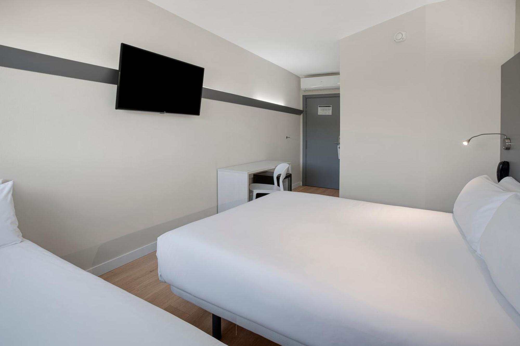 B&B Hotel Figueres Figueres  Zewnętrze zdjęcie